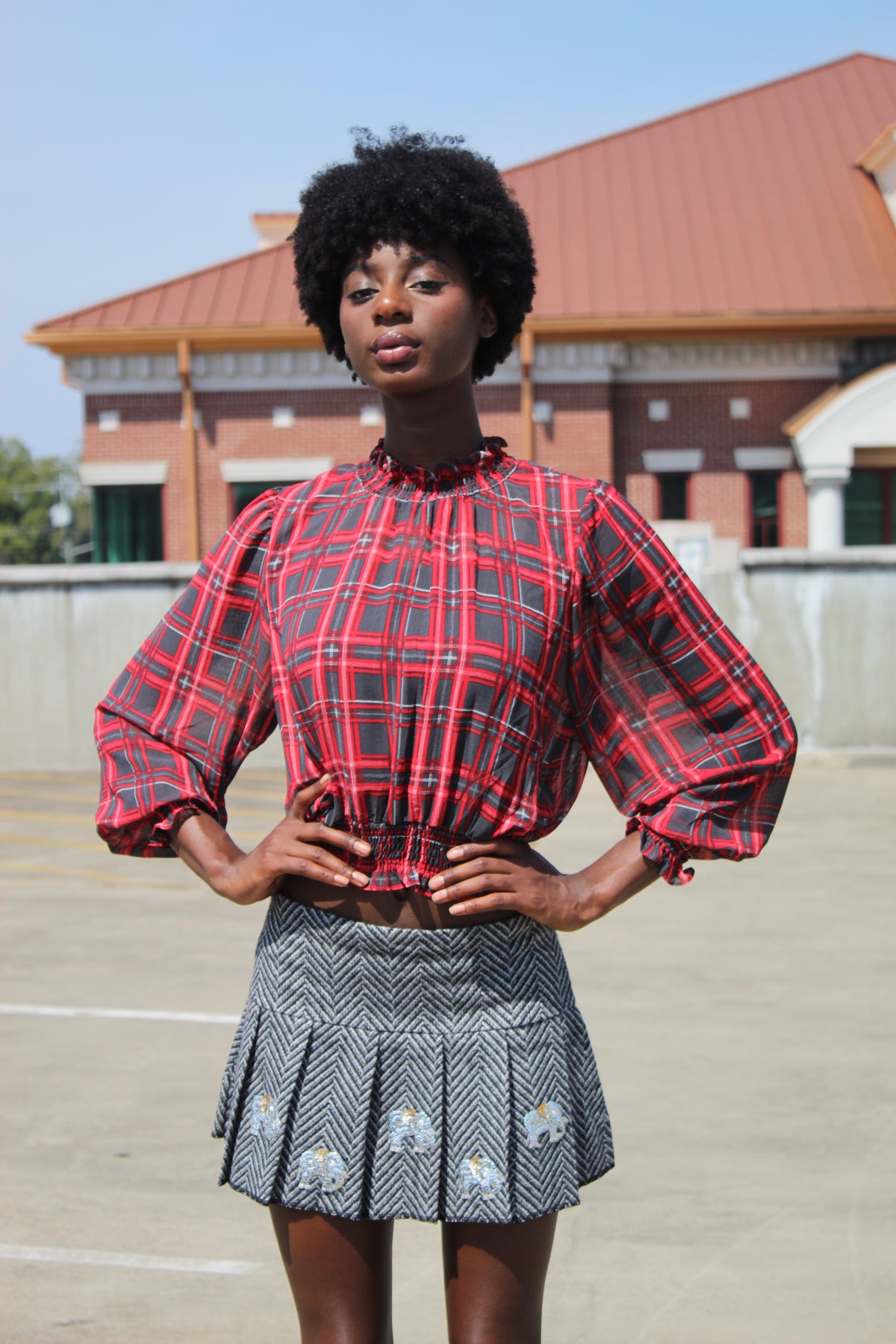 60E6AF31-1A77-420A-87D2- 